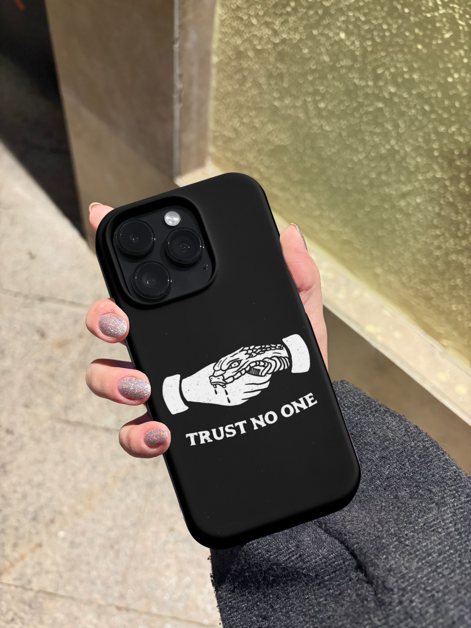 Trust No One Telefon Kılıfı Z117